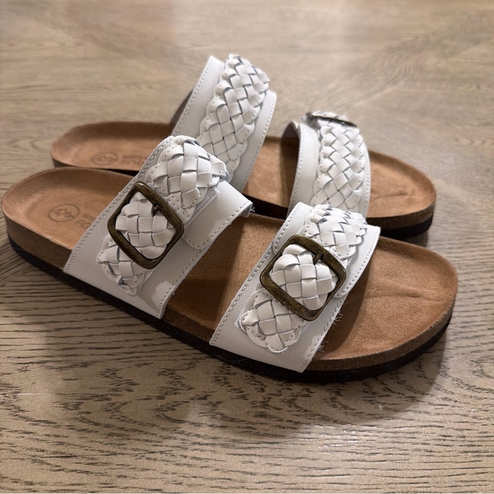 White Mountain Healing Footbeds Sandals Women's Size 11 White Braided Crossed